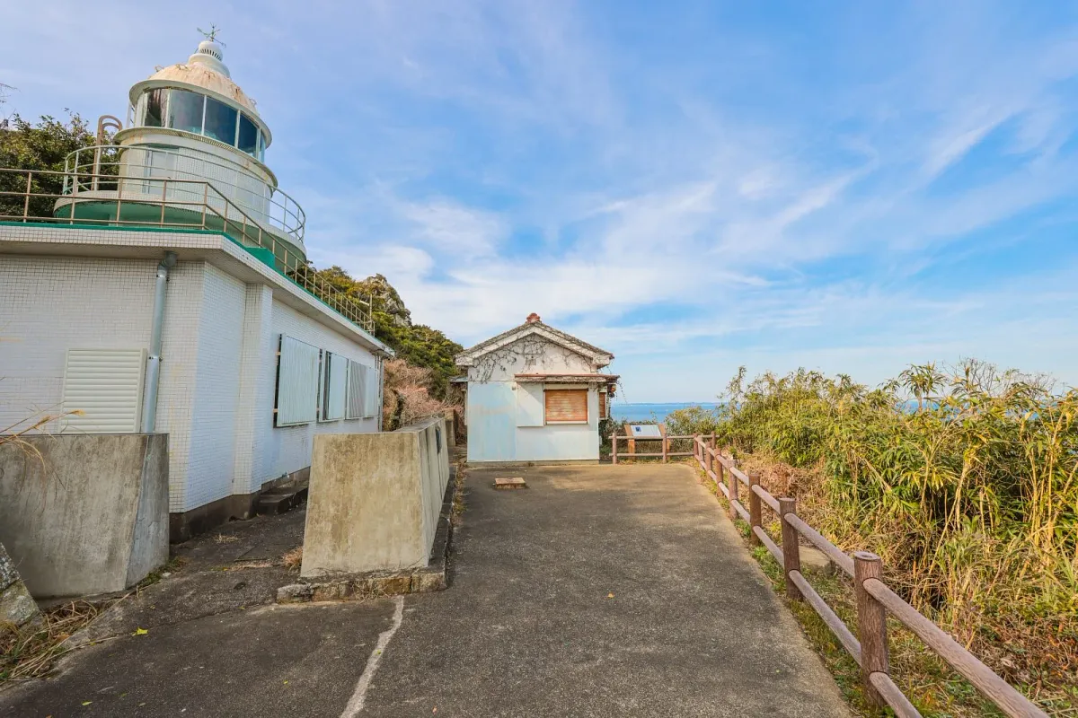 神島灯台の周辺