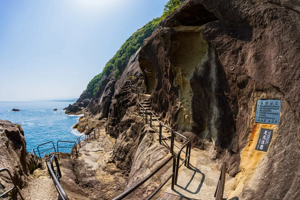 鬼ヶ城の海沿い遊歩道