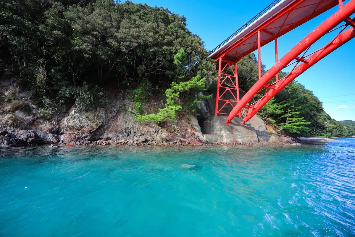 海と山を結ぶ親子大橋