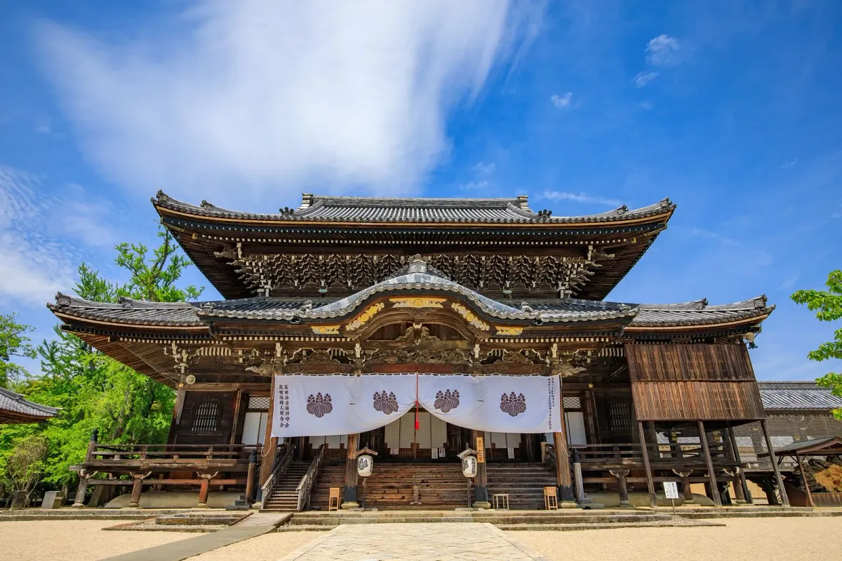 高田本山専修寺の国宝如来堂
