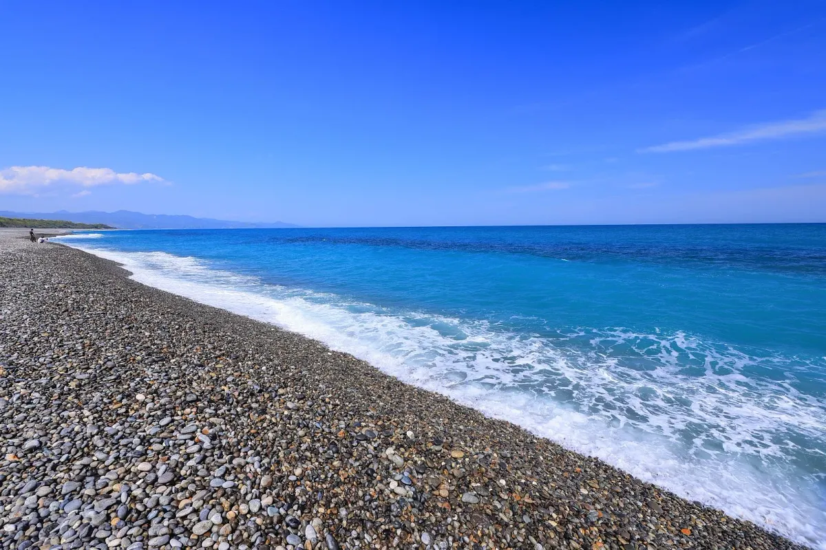 七里御浜の丸い御浜小石