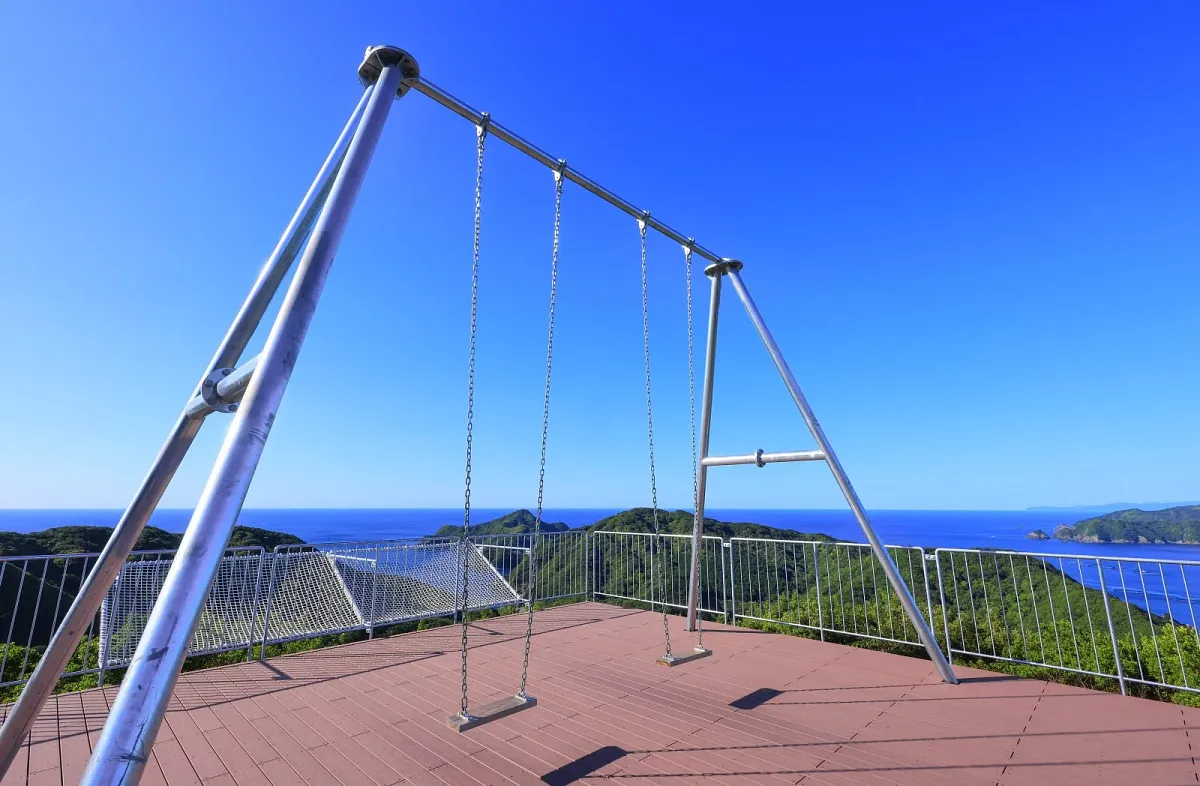 たちばな展望台 天空のブランコ